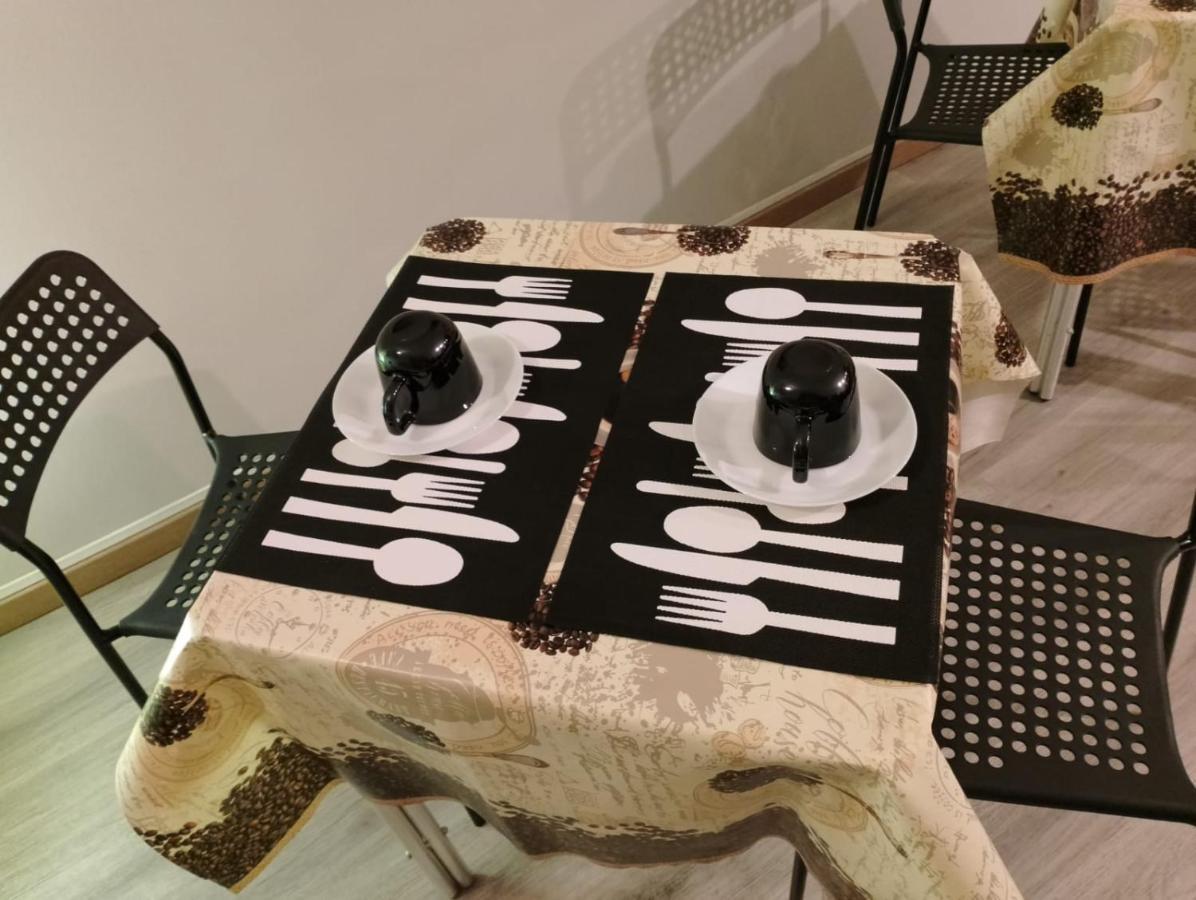 Albergo Elena 3 Via Emilia Ovest 347 Parma Kültér fotó